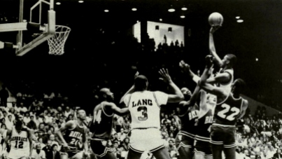 A tough non-conference schedule -- consisting of Kansas, Alabama, Virginia, Ohio State, Pittsburgh and California -- prepared the Hogs for conference play. In 1987, Arkansas doubled its SWC victories from the previous year and finished 19-14 overall. The effort was good enough to earn the Hogs a bid to the NIT.