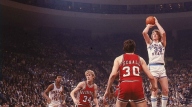 The Hogs were a No. 2 seed in the 1979 NCAA Tournament. They rolled passed Weber State and Louisville to set up a top-five showdown against Larry Bird and No. 1 Indiana State. The game was close early on and Arkansas held a two-point lead at the half. Bird, who had been scoring at will, was limited to just four points after Moncrief switched to him. In the waning minutes, Arkansas’ U.S. Reed was called for traveling — Hogs fans argue he was tripped — and Indiana State’s Bob Heaton hit a last-second shot to propel the Sycamores to the Final Four.