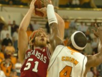 The 2007-08 Hogs needed to win in the SEC Tournament to boost their resume for an invite to the Big Dance. They excelled, first knocking off No. 18 Vanderbilt before edging No. 4 Tennessee on a fade-away jumper from center Steven Hill. A surging Georgia team knocked off Arkansas in the championship game.